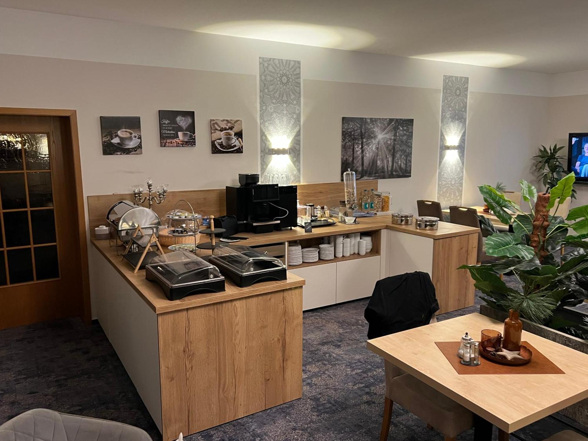 Gaestehaus Am Kurpark Hotel Garni Horn-Bad Meinberg Εξωτερικό φωτογραφία