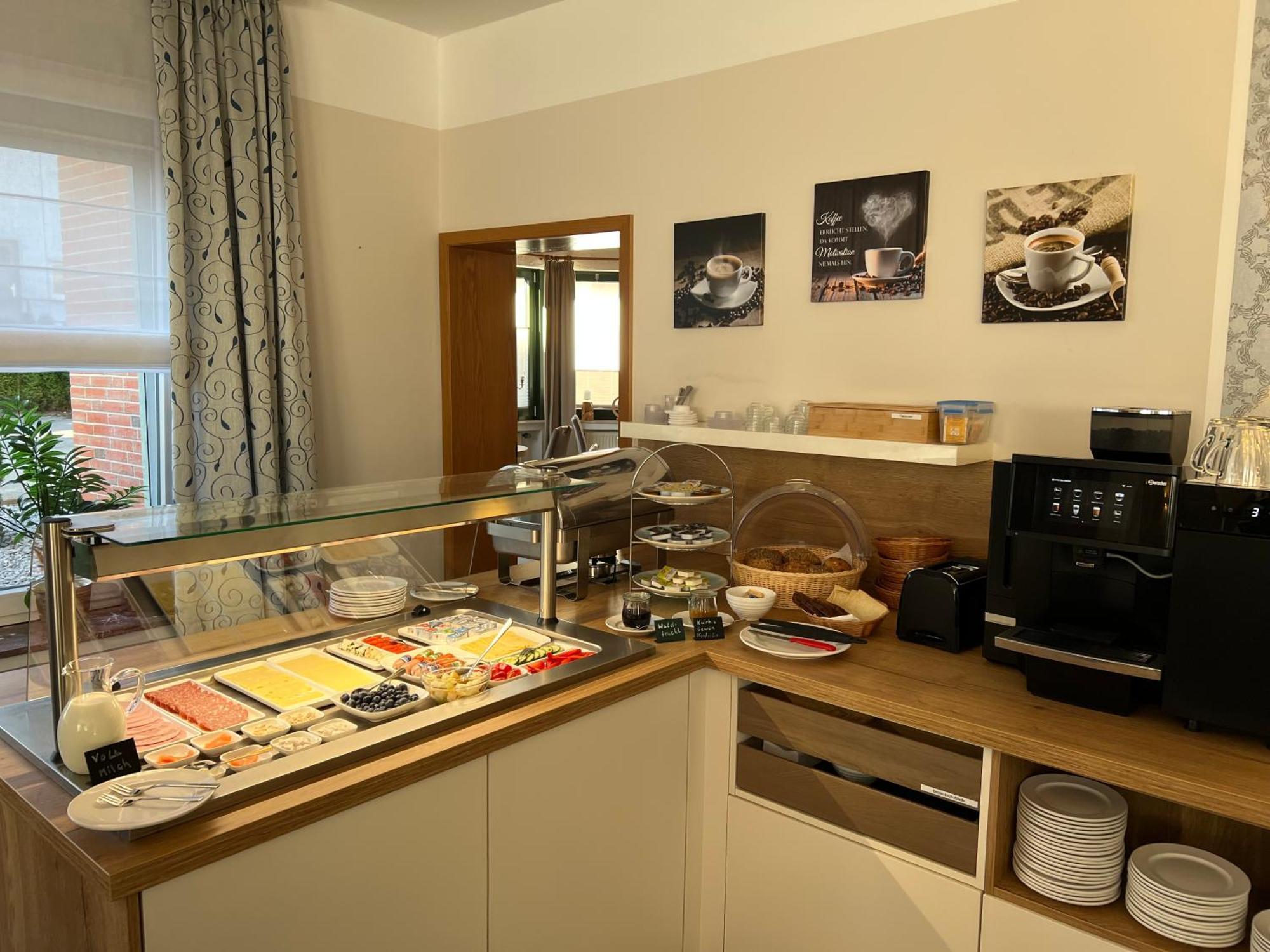 Gaestehaus Am Kurpark Hotel Garni Horn-Bad Meinberg Εξωτερικό φωτογραφία