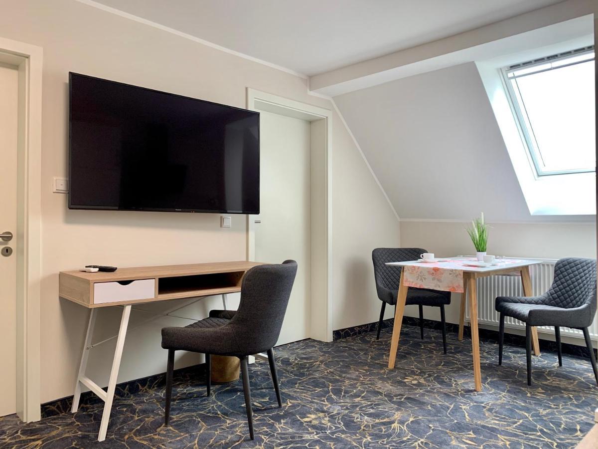 Gaestehaus Am Kurpark Hotel Garni Horn-Bad Meinberg Εξωτερικό φωτογραφία