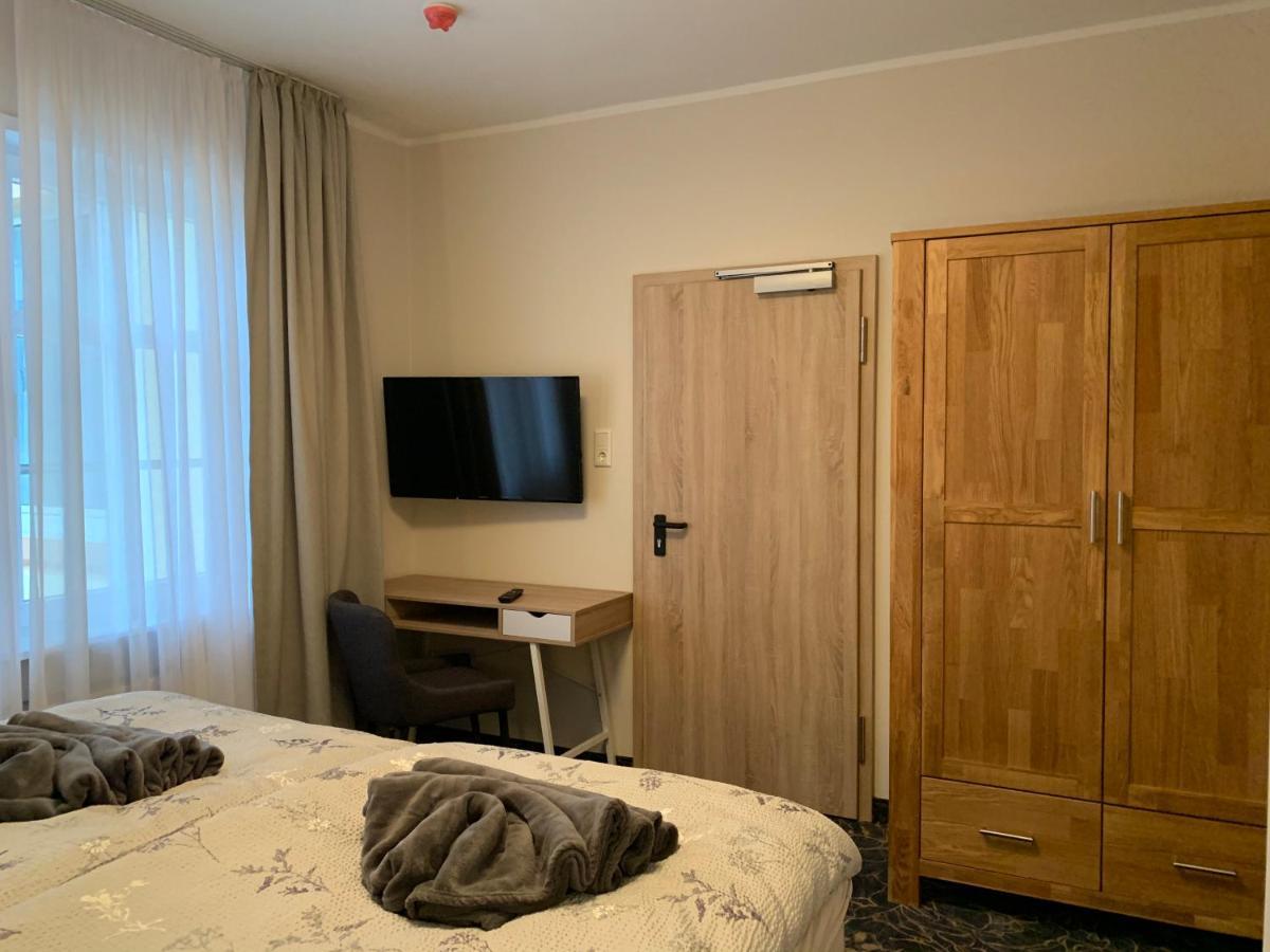 Gaestehaus Am Kurpark Hotel Garni Horn-Bad Meinberg Εξωτερικό φωτογραφία